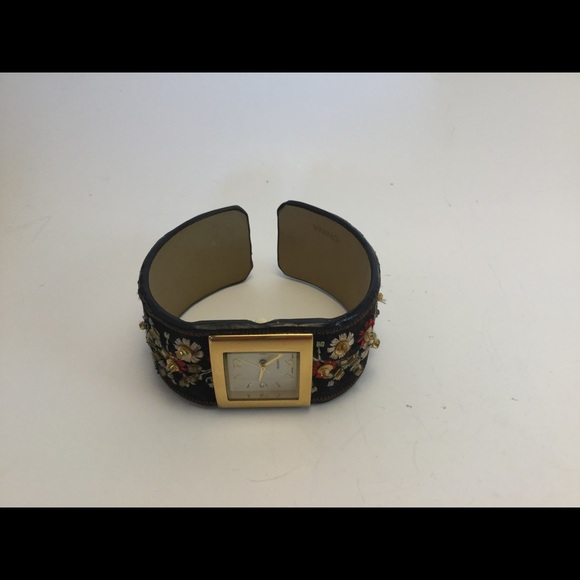 Beautiful Wristwatch - Picture 3 of 4
